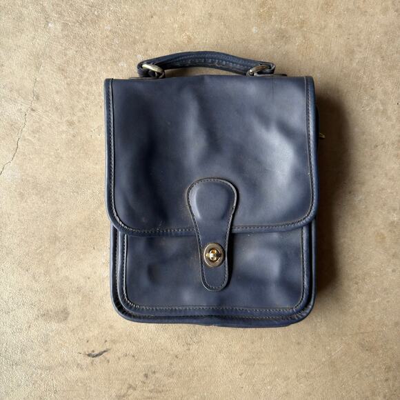 Vintage Coach Navy BLUE LEATHER COURT SATCHEL CROSSBODY BRASS 9870 USA - Picture 1 of 5